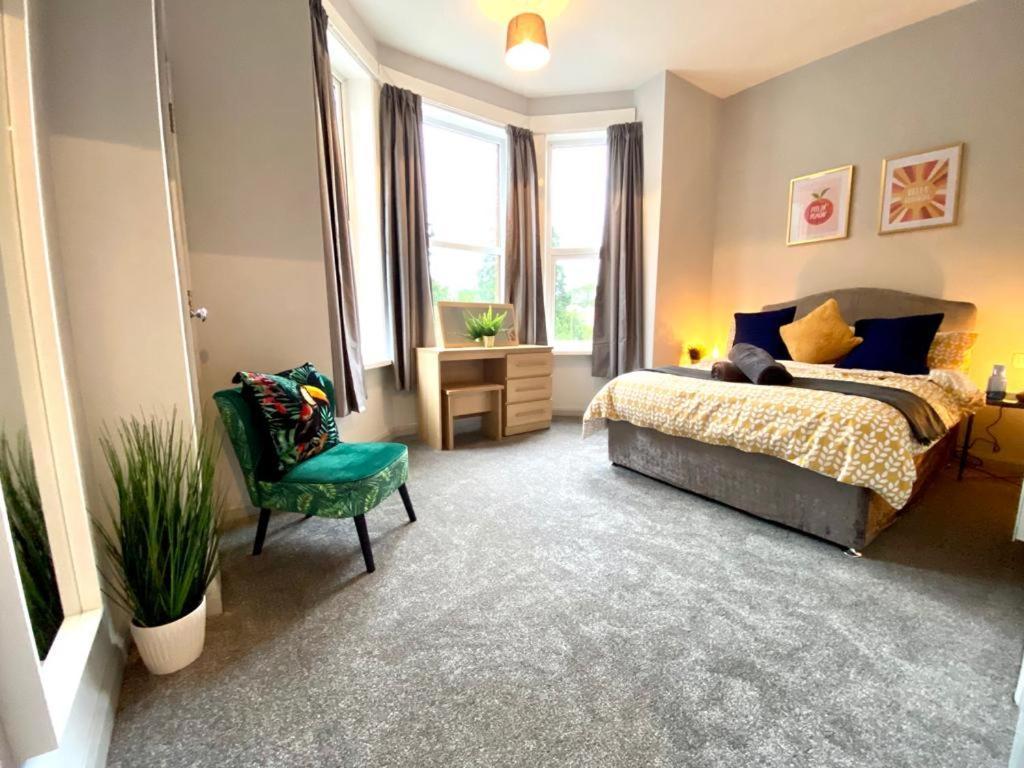 Appartement Funky Stylish Apartment! - 5 Minute Walk To The Beach! - Great Location - Parking - Fast Wifi - Smart Tv - Newly Decorated - Sleeps Up To 4! Close To & Poole Town Centre & Sandbanks Bornemouth
